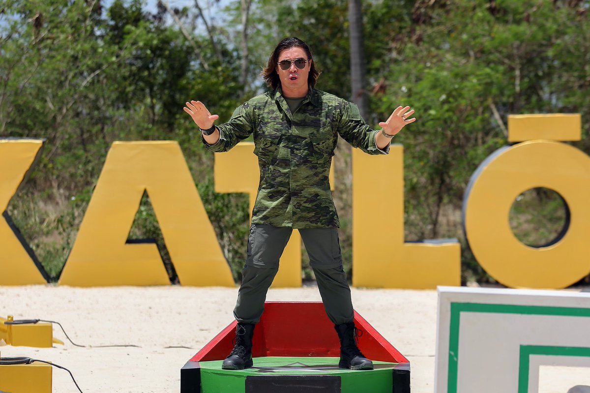 Las frases de la máxima autoridad del EXATLÓN, <a href="/Antonio_Rosique/">Antonio Rosique</a>, son ÉPICAS. 😎🌴

¡Dinos con el HT #ExatlónGranFinal cuál es tu favorita! 👊🏼