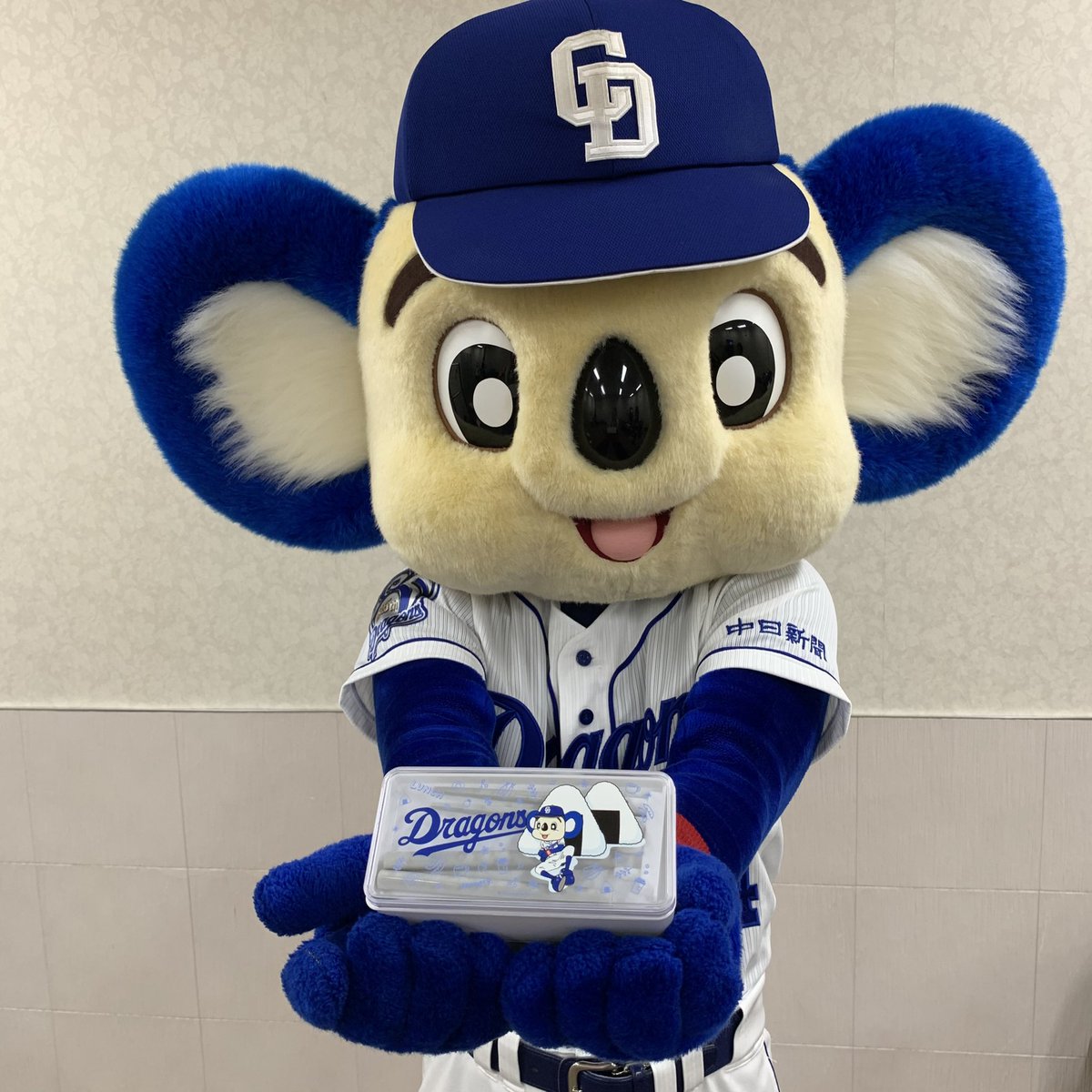クリアランチボックス🍙 ＼ ドアラさんのお弁当箱です💙 数量限定！お