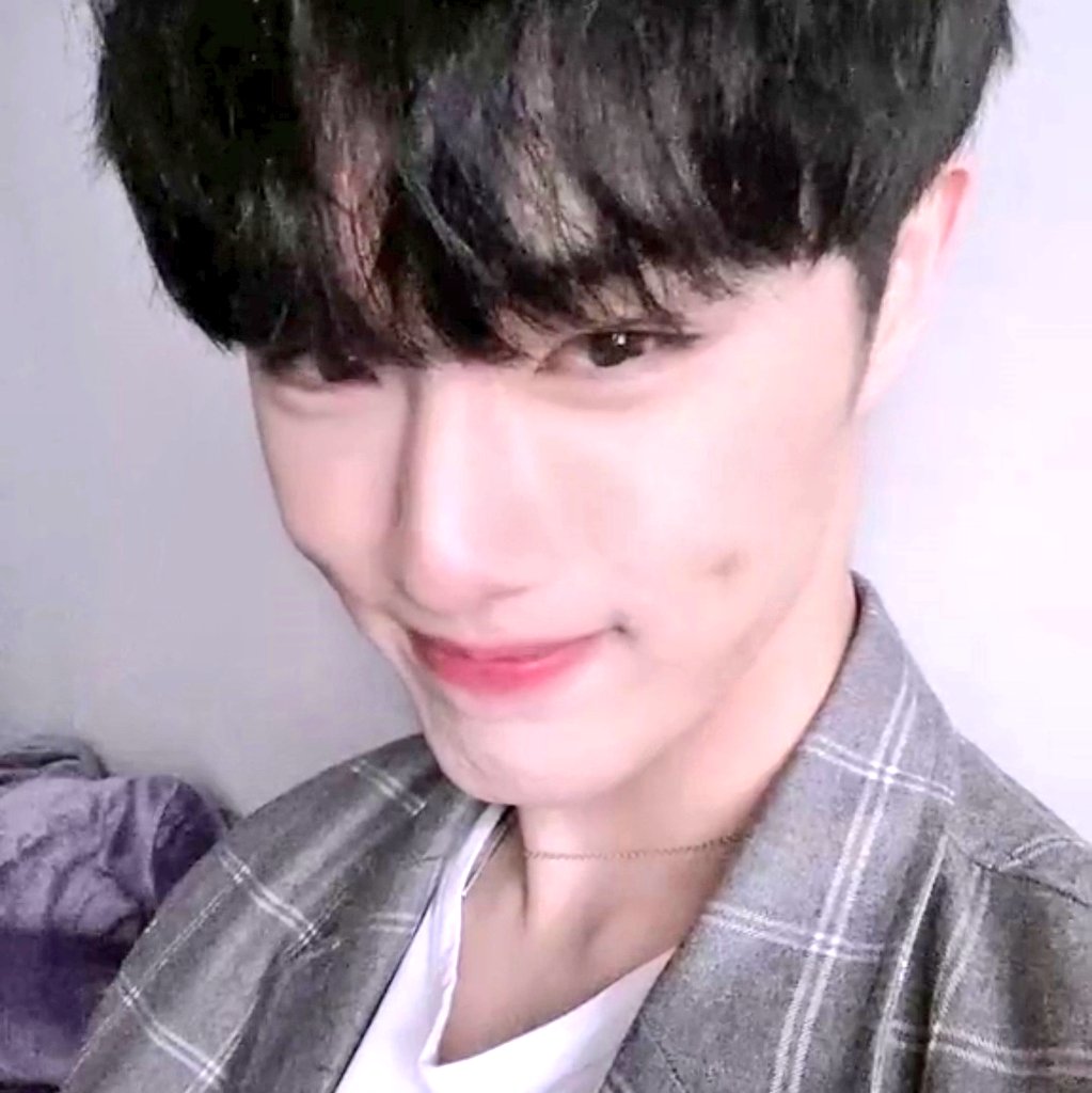 cix smiling ◡̈ tweet media