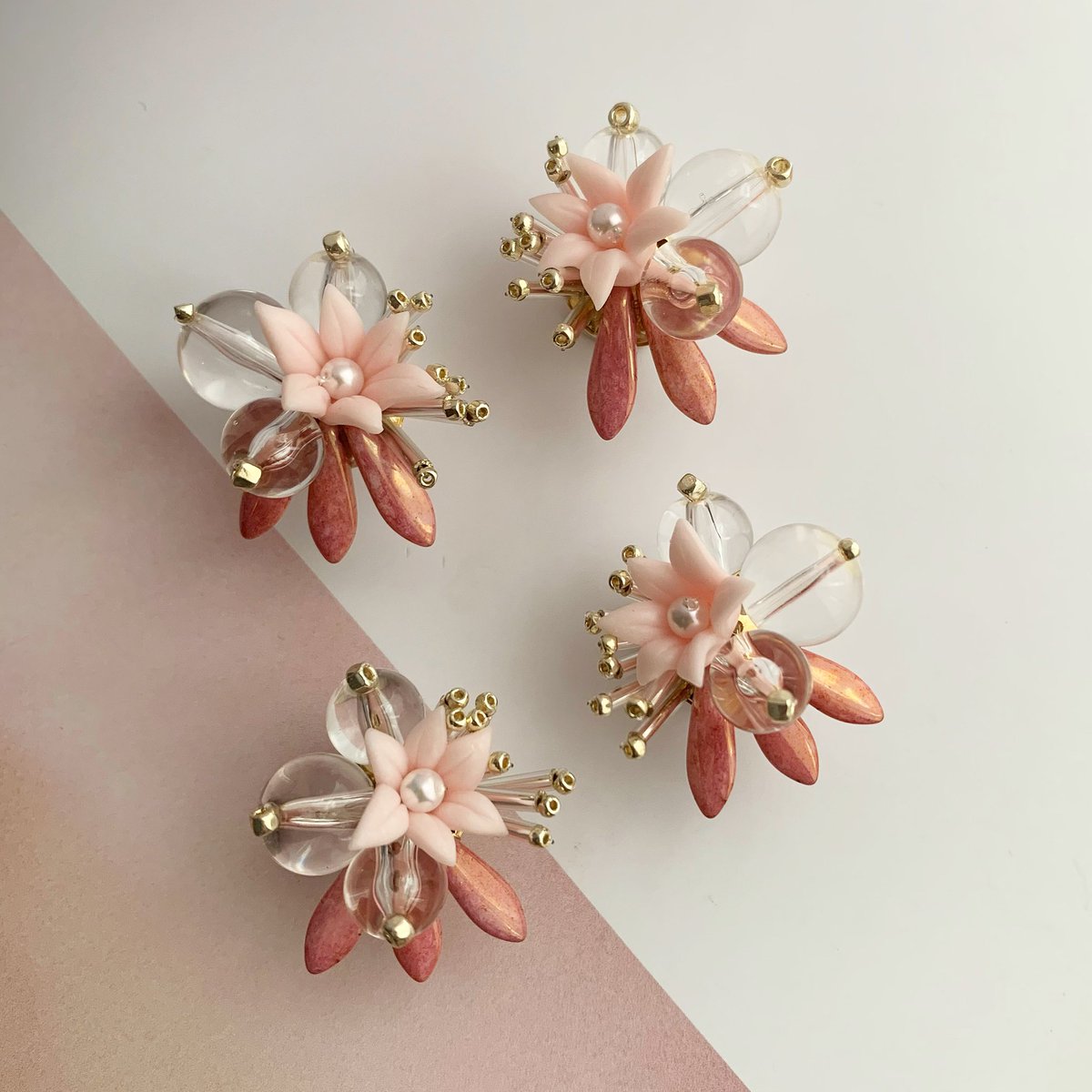 kiku_seisakujo's tweet photo. .人気のさくらシャワーイヤリング&ピアス
4月中に再販予定です🌸
ソメイヨシノは散ってしまいましたが
少し遅れて八重桜の時期になります✨
桜を見ながらのお散歩のおともに
#kiku製作所 #earring #bijou #tokyo #fashion #art #happy #sakurd #桜 #sakurashower #ソメイヨシノ #八重桜 https://t.co/n33bnMOPkR