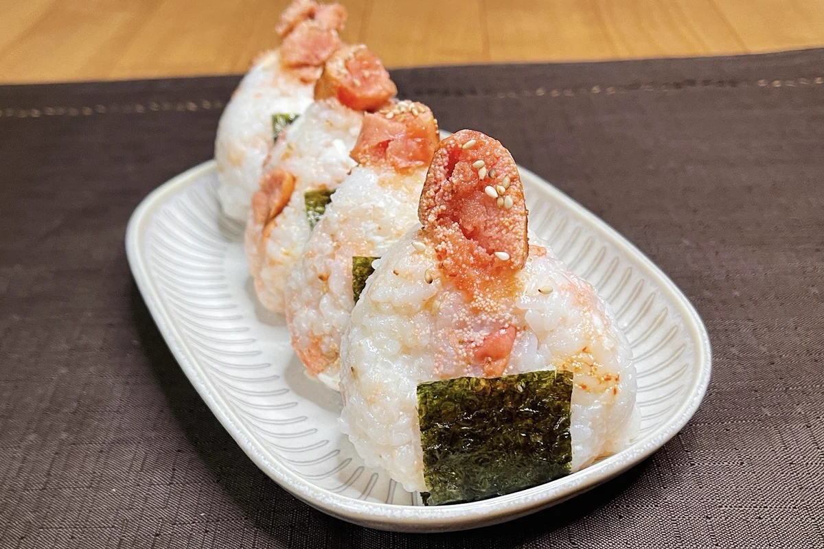 炙った明太子がお米とよく合いそう！絶品おにぎりレシピ！