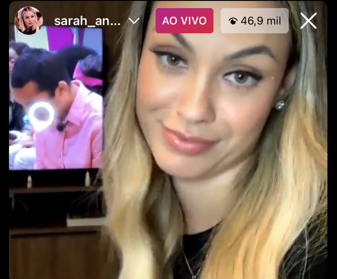 oliviabucker's tweet photo. as reações da sarah quando a tubos indicou o gil, é sobre isso 🌈 https://t.co/FXgAxXUO6q