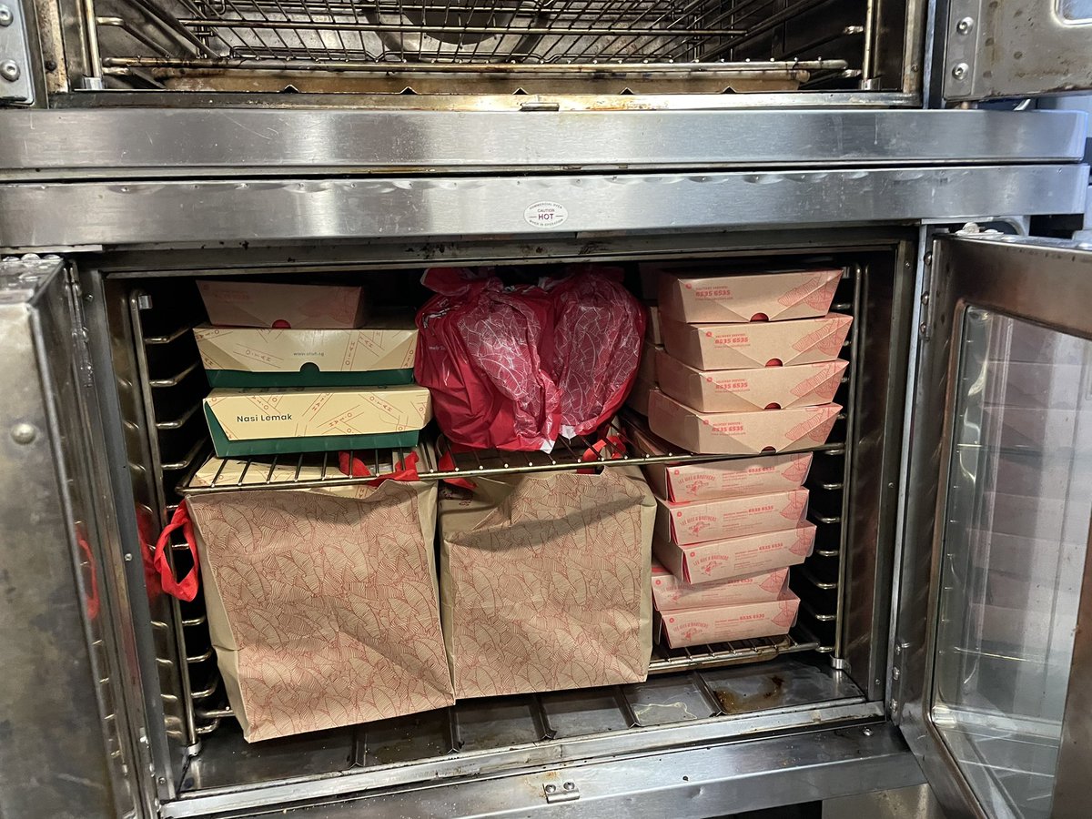 kurtarnold_kurt's tweet photo. When lunch arrives 3 hours early you do what needs to be done to keep it warm. @HMCSNCSMCalgary #cooksdayoff #isitreally #takeoutsingapore thanks to Sailor Voung for arranging this feast. https://t.co/Mht1VIBnpY