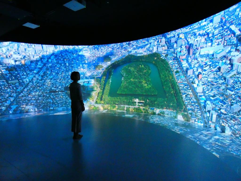 kankouredesign's tweet photo. 【百舌鳥・古市古墳群の魅力を体感できる観光案内施設が開館】https://t.co/ZWjZHbdZ2O
#世界遺産 に登録された「#百舌鳥・古市古墳群」の価値や魅力を伝える観光案内施設が開館しました。大阪府堺市では、施設を拠点に市一帯への幅広い誘致につなげたいと意気込んでいます。写真提供：堺市 https://t.co/S7idnnldBU