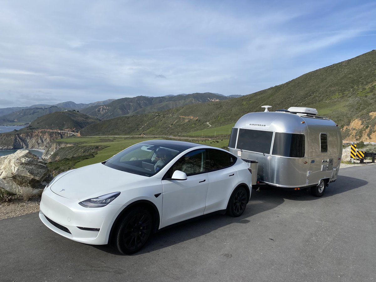 The Kilowatts 🚗⚡️ tweet media