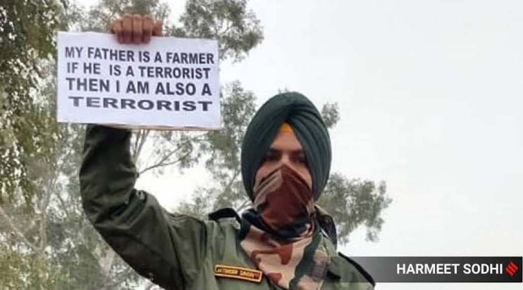 KrNivash's tweet photo. Farmers and soldiers are dying everyday. No matter government is enjoying luxurious life. 
#ShaheedJawan_ShaheedKisan @AmitShah @narendramodi @rajnathsingh @bhupeshbaghel https://t.co/kmeDAYsdx1