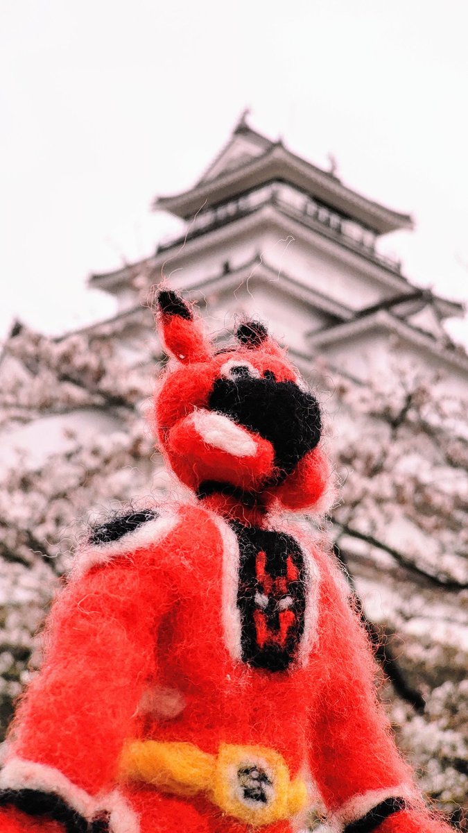 Twoucan 鶴ヶ城 の注目ツイート モデル