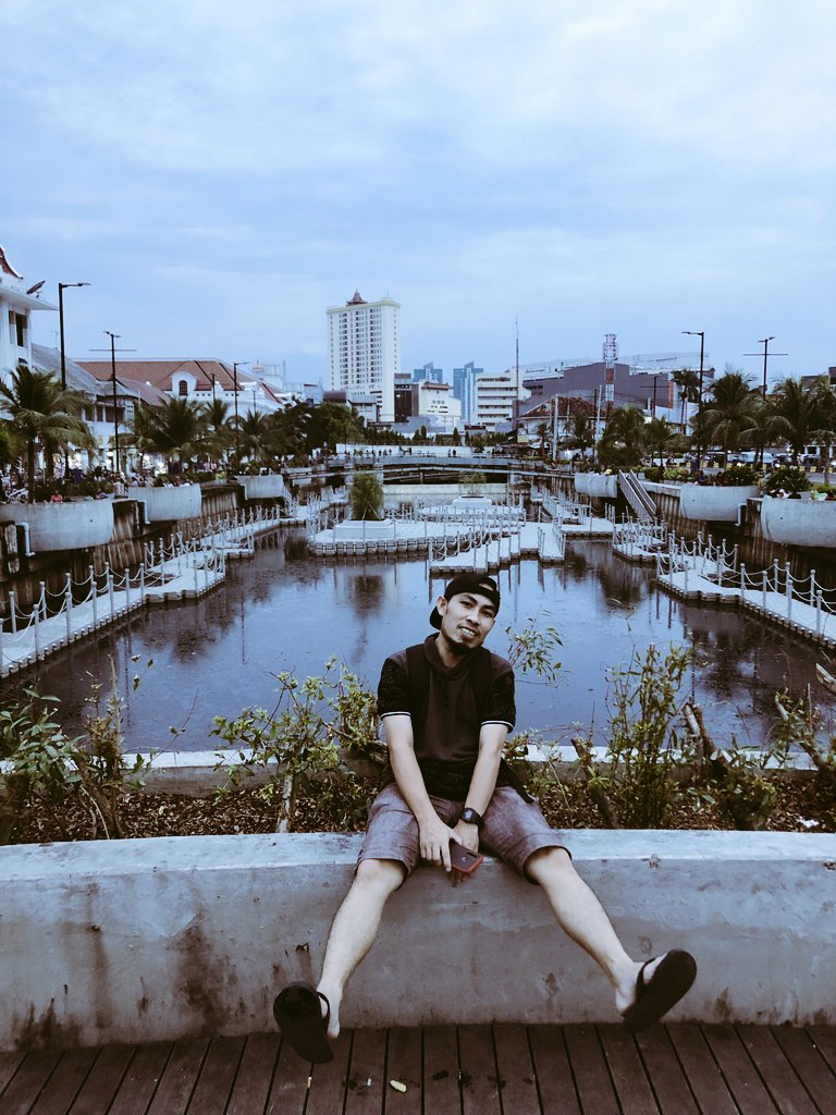 bung_kiff's tweet photo. ngimpi seng dukur koyo langit, Yen awakmu logor berarti turumu kurang nengah 😁😁 https://t.co/9k5M4yGE45