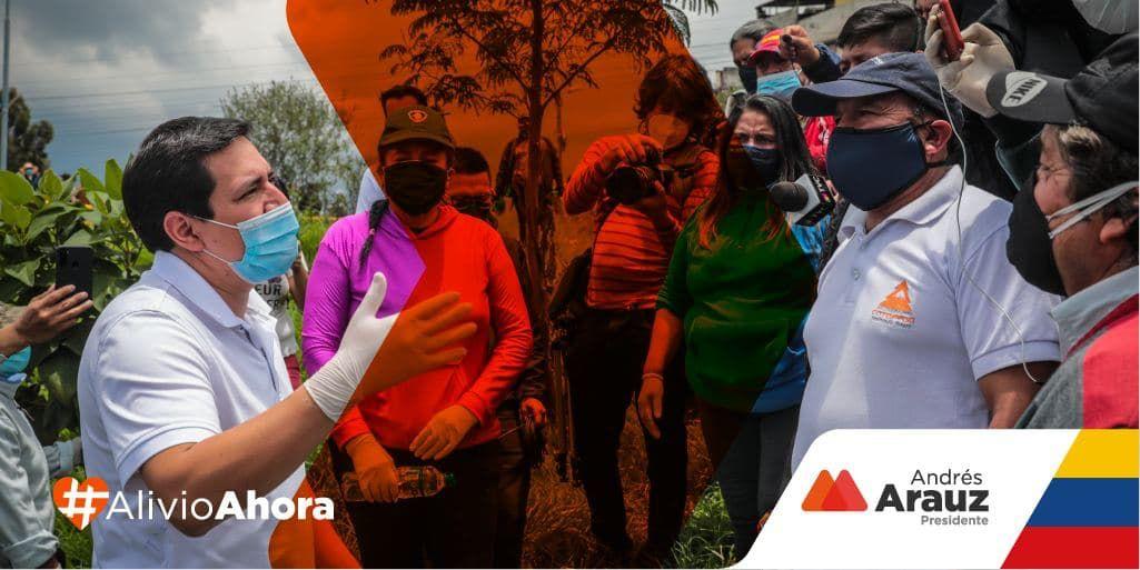 RcArgelia's tweet photo. #PresidenteDelFuturo es @ecuarauz, su plan de gobierno orienta a una economía en recuperación. Vamos a avanzar con el #BinomioDeLaEsperanza y fortalecer la economía popular y Solidaria. 
#SurEsperanza .@MashiRafael  #AndresPresidente https://t.co/NLZ76SRMOC