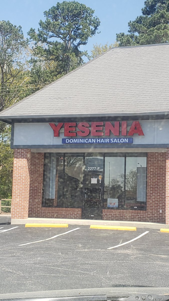 ashliquee's tweet photo. Convinced that I found the portal to the Bodega Boys universe near my house today.
@THEKIDMERO #wellplayed #BodegaBoys https://t.co/0nEFxJbGRO