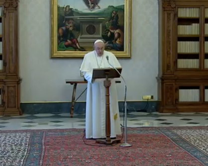 EpiskopatNews's tweet photo. .@Pontifex_pl przed #ReginaCaeli: Życzę wszystkim, aby dokonali takiego samego przeżycia duchowego, przyjmując do swoich serc, domów i rodzin radosną proklamację Wielkanocy: «Chrystus powstawszy z martwych, już więcej nie umiera, śmierć nie ma już nad Nim władzy». https://t.co/SyEXFOiiAN