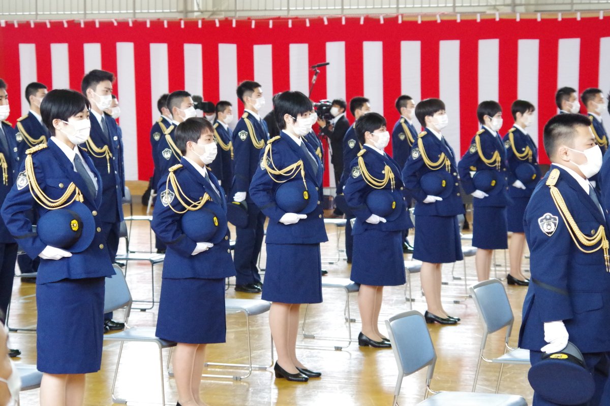 岩手県警察本部職員採用チーム 本日 岩手県警察学校で新採用となった警察官 警察事務職員の入校式が行われました 新型コロナウイルス感染症対策のため 規模を縮小して実施しましたが 入校生の凛とした姿勢に力強さと頼もしさを感じました 岩手県警察本部職員採用チーム 本日 岩手県警察学校で新採用となった警察官 警察事務職員の入校式が行われました 新型コロナウイルス感染症対策のため 規模を縮小して実施しましたが 入校生の凛とした姿勢に力強さと頼もしさを感じました