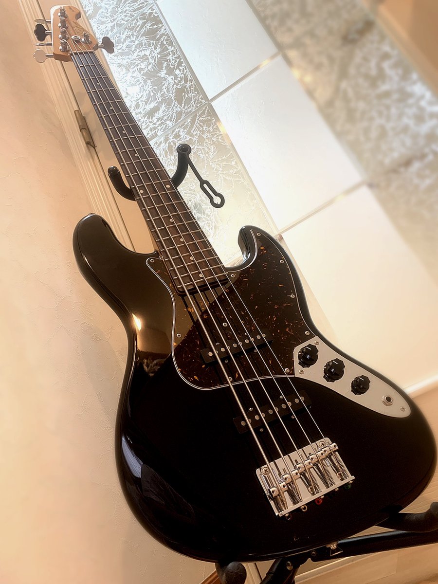 FKSW_shin's tweet photo. my new gear…

FUJIGEN Neo Classic NJB10RALV-BK

初五弦ベ
#mynewgear https://t.co/fUb2vzGRbW