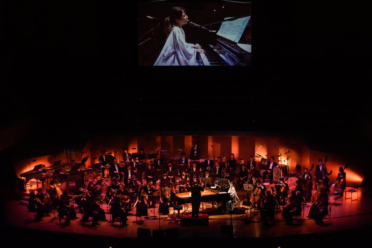 SarahAlainn's tweet photo. 構成・脚本・映像制作・全演出を務めさせて頂いた SARAH ÀLAINN Symphonic CONCERT 2021

生配信と会場のスクリーンも一コマずつチェックしつつ進めさせて頂きました🎞

新楽器、正解はタイプライター😝

皆さんとDreaming夢見できて幸せでした💫この奇跡に感謝

書き切れないので、徐々に✒️☺️🙏 https://t.co/lHtzlOGbFX