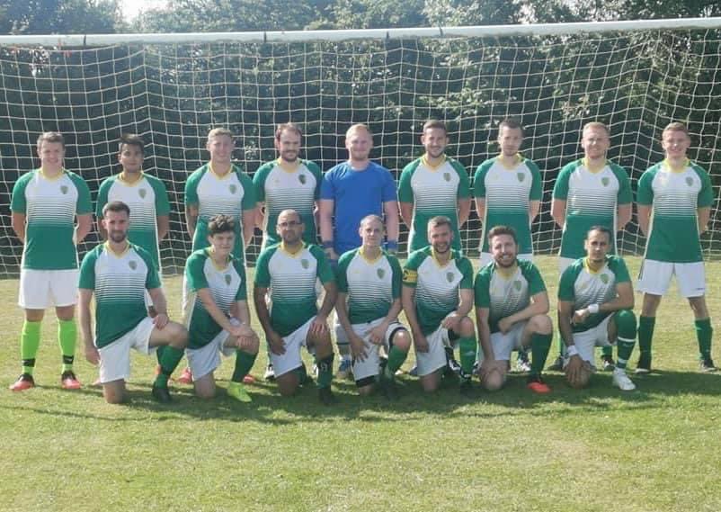 SixfieldsFC's tweet image. Get back into football with Sixfields Rangers ⚽️💪🏼 

Training every Thursday at Pattishall playing fields

&amp;gt; Firsts
&amp;gt; Reserves 
&amp;gt; Vets *New!* 

Lots of opportunities to play, If you want to get back to playing in a league or just train / friendlies for social.