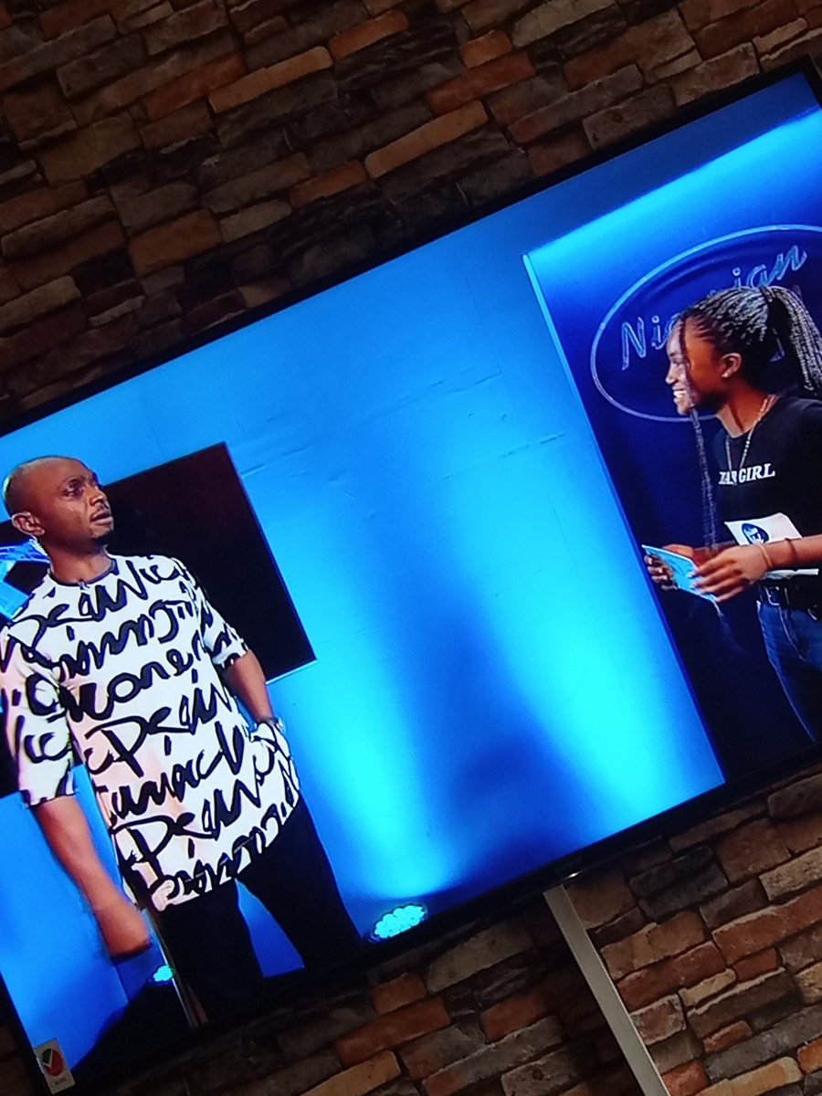 emmzanoti's tweet photo. This girl is so good love you bae #NigerianIdol https://t.co/qmnWyHbenL