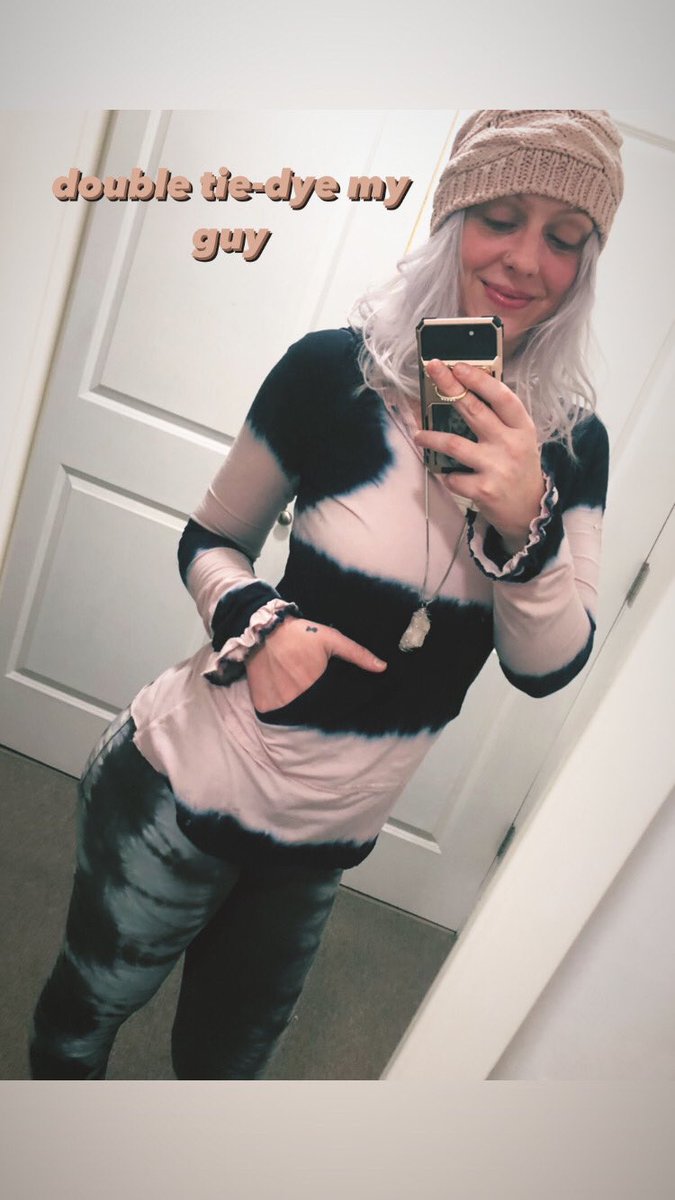 eL7e's tweet image. Double tie-dye #weekendwear #ootd