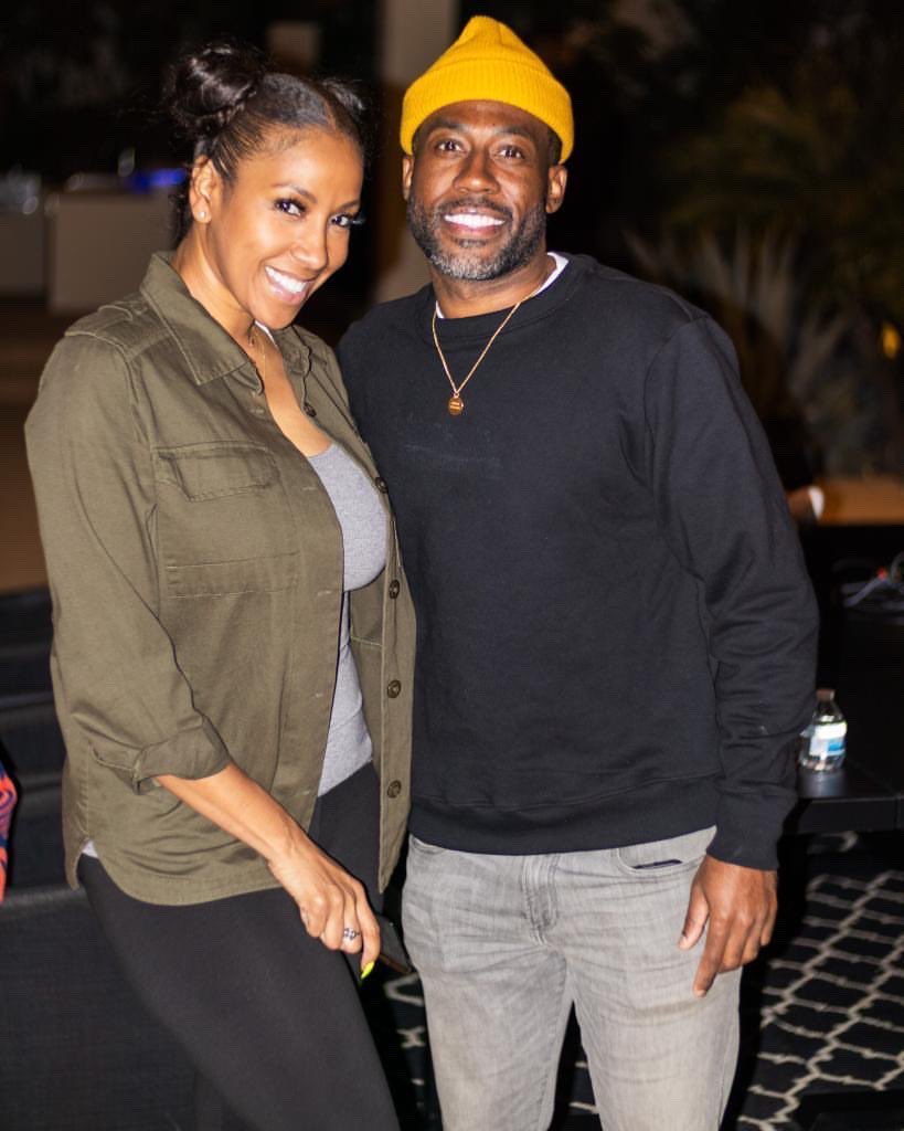 TemplePoteat's tweet photo. Yesterday w/my TV husband @BamHall &amp; the cast/crew at a private screening of a pilot I recently shot. 

Also Pictured: @SlinkJohnson @FunnyWillieMacc (couldn’t tag ‘em)

🎬Directed by: #DarrylQuarles 
📝Produced by: #DarrylQuarles
📝Produced by: #GregNunn 
🏡 Ambience: #GregNunn https://t.co/6ngO7pz6Tq