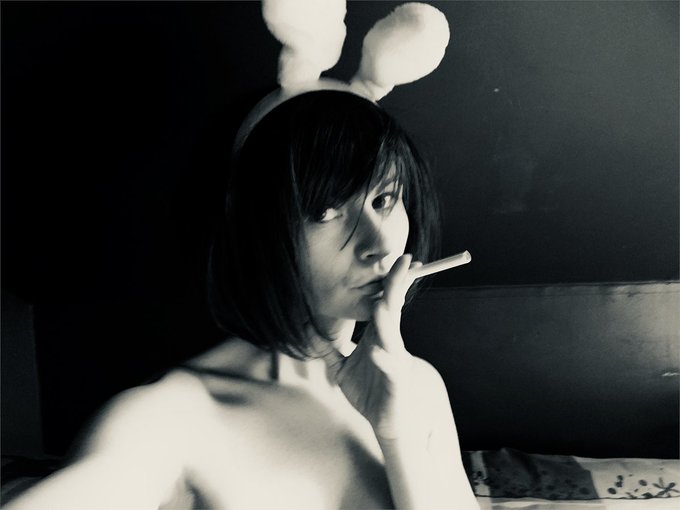 joyeuses p&acirc;ques 😉 https://t.co/AoNLIcV1vK<a href="/tag/rt"class="tags"><span>#rt</span></a>