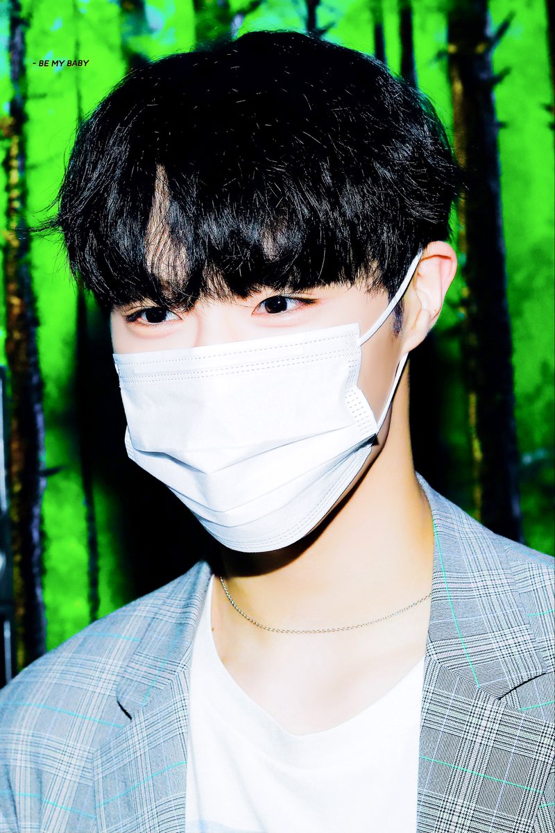 BEMYBABY_HS's tweet photo. 검은 동그리 #CIX #현석 #서기의사진 https://t.co/QQ4uoSzp13