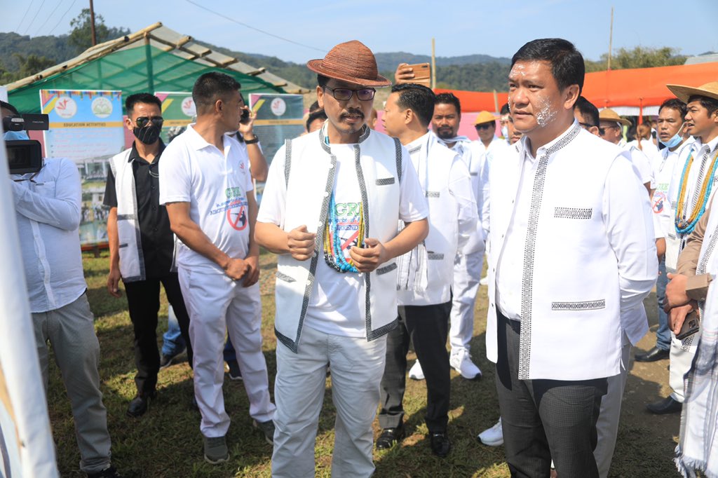 PemaKhanduBJP's tweet photo. Gumin Rego Kilaju, a local NGO is doing stupendous work in #Leparada dist. The popular #BasCon festival is brainchild of GRK. It is also actively working for overall development of the area. Happy to know more about GRK activities &amp; pleasure meeting its members today at #Basar. https://t.co/rh06Q0qmpJ
