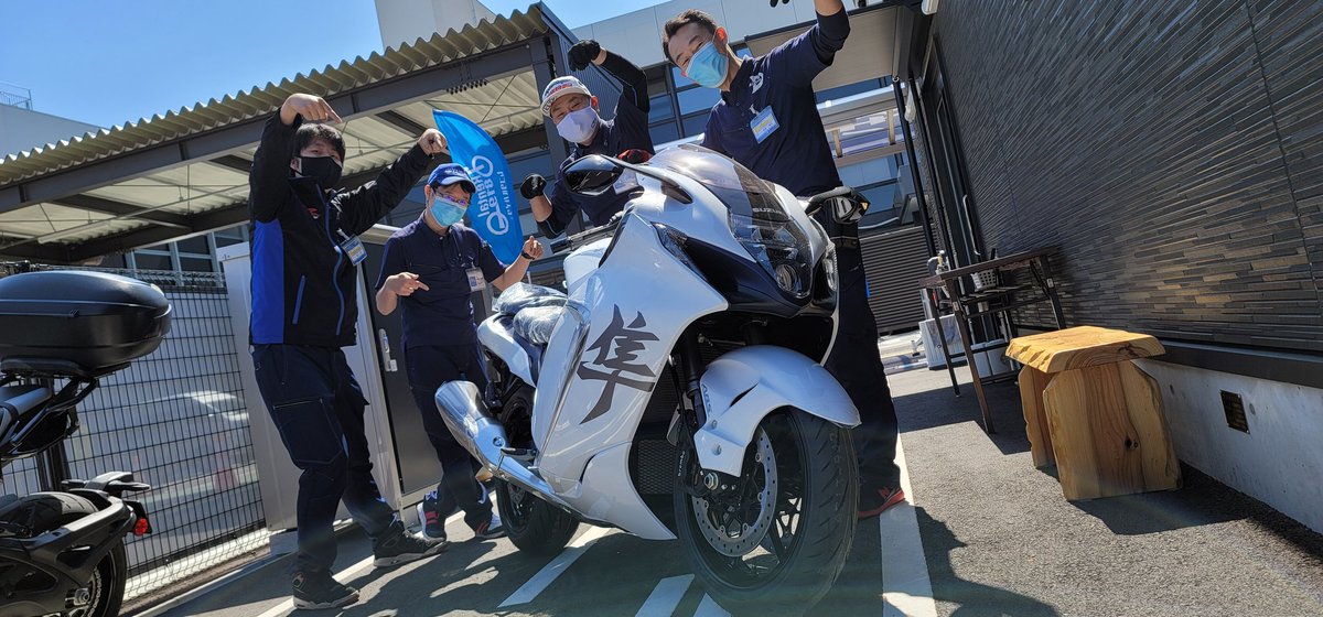 公式 レンタル819大阪国際空港店 Na Twitter 新型ハヤブサ レンタルバイク大阪国際空港に着陸 レンタルバイク最速貸し出し目指します ハヤブサレンタル 隼レンタル レンタル819大阪国際空港 レンタル819茨木彩都 T Co F1wrgli9lr Twitter