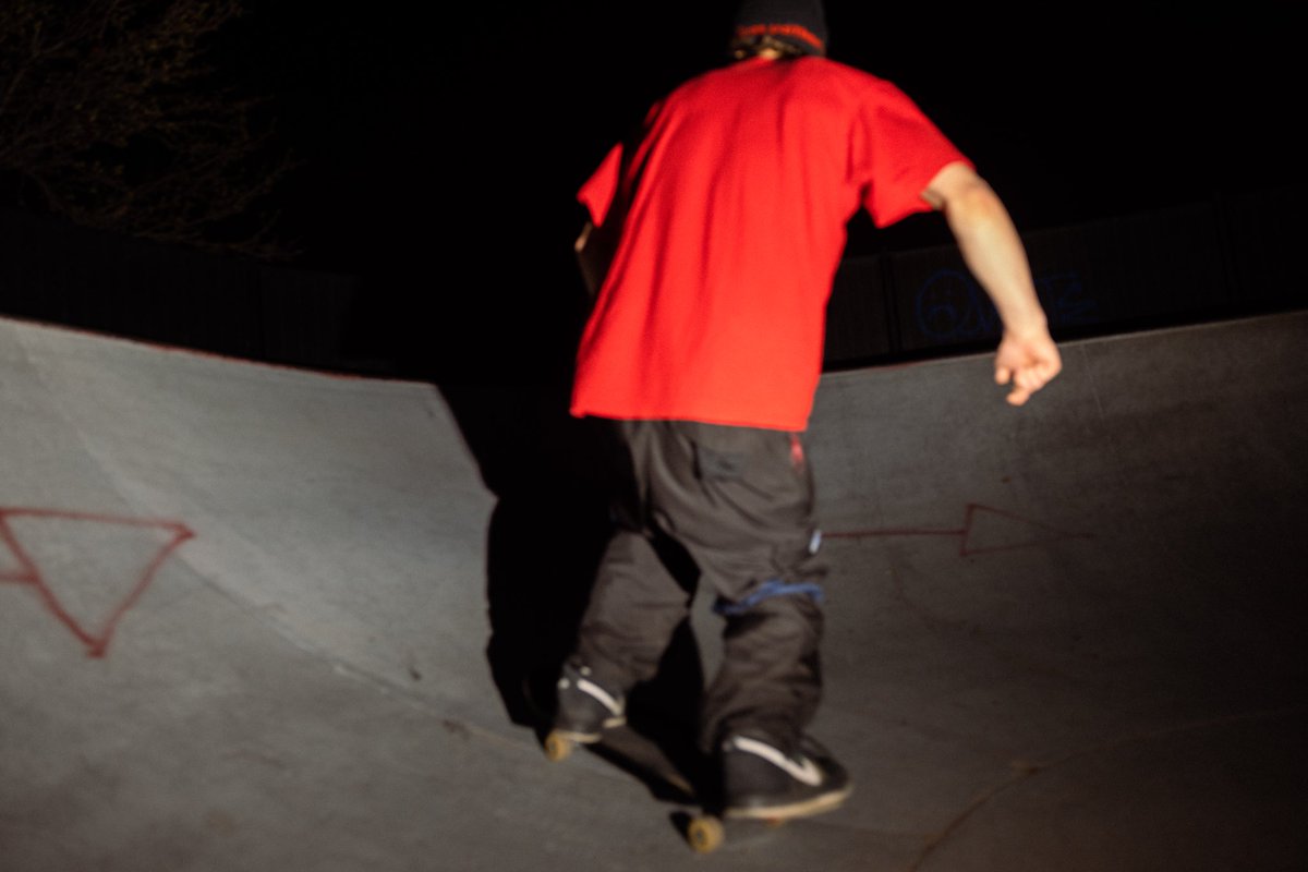 carsonbecker_'s tweet photo. lil skatepark shoot~} https://t.co/hvAkw8UZxq