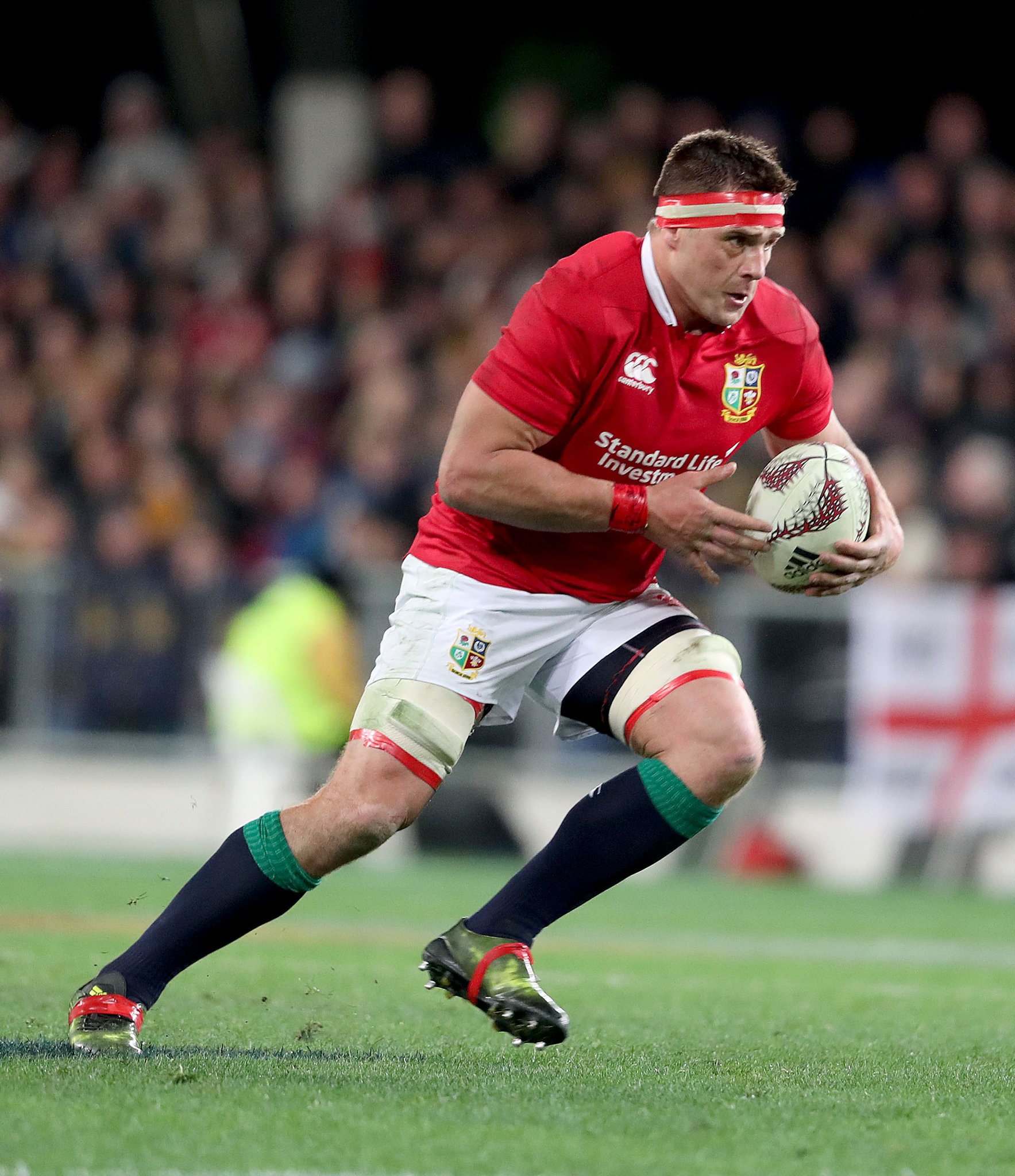 It s a hat-trick of birthdays today 

Happy Birthday to Alex Cuthbert, Jonathan Davies and CJ Stander  