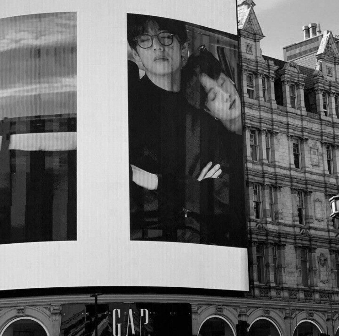 haqqet's tweet photo. #TaekookDay #Taekookforever #HappyTaekookDay https://t.co/dUfmIfFsy8