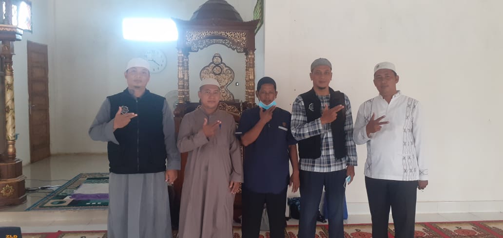 REHABHATI_IT2's tweet photo. Bismillah, 
Alhamdulillah ivent di masjid Adi Al-Makmur Ahad,4 april 2021 berjalan dengan lancar, semangat dan antusias warga juga lah yg membuat suksesnya acara ini.

#rehabhati
#generasiqurani
#RHIT2
#tazkiyyahannafs
#ruqyahsyariyyah
#terapial-qur'an https://t.co/Pp8T10uaHb