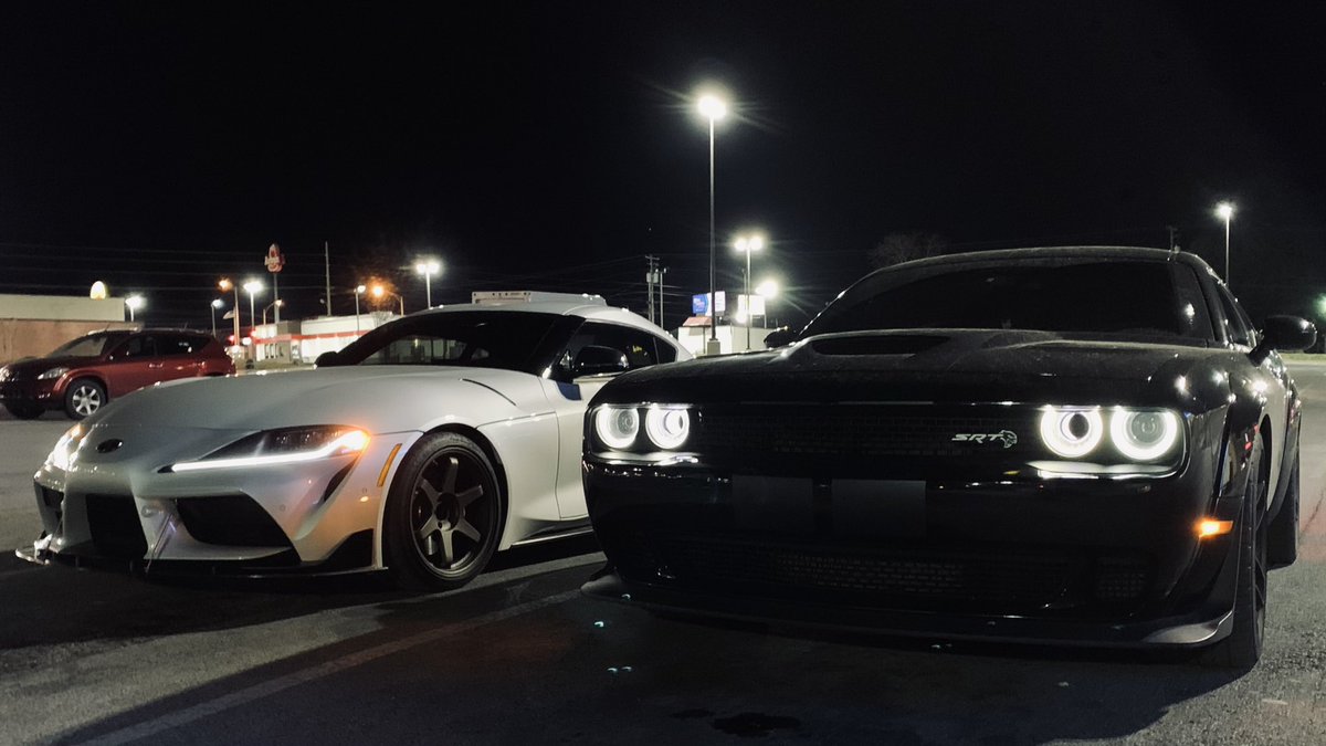 dannyayala's tweet photo. I’m one of those boys who appreciates a fine body regardless of the make... 20 years later. Still living life a 1/4 mile at a time. 🔥
#FastAndFurious #Toyota #Supra #SupraMK5 #Dodge #Challenger #Hellcat #Charger @vindiesel @RealPaulWalker @Dodge @Toyota #CrowdControl #CC4E 🏁 https://t.co/PtO6zvA3eZ