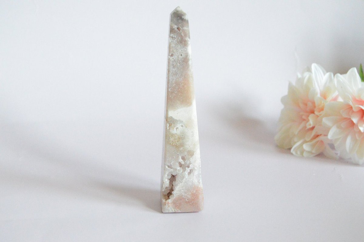 crystalrainboww's tweet photo. Subscribe to the shop now for 10% off everything! Just look at this pink amethyst beauty

Link in bio #loveyourselffirst #crystals #crystal #Amethyst #pinkamethyst #crystalpoints #crystalshop #crystalmagic #magic #pink #druze #amethystpoint https://t.co/e0OvRSOZEj