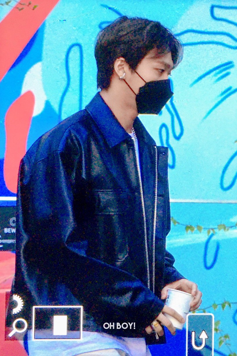 ohboy011228's tweet photo. 210405 (̥ ̥এ́ ̼ এ̥̀)
#준서 #박준서 #JUNSEO #BAE173 https://t.co/aEDM7qma9Y