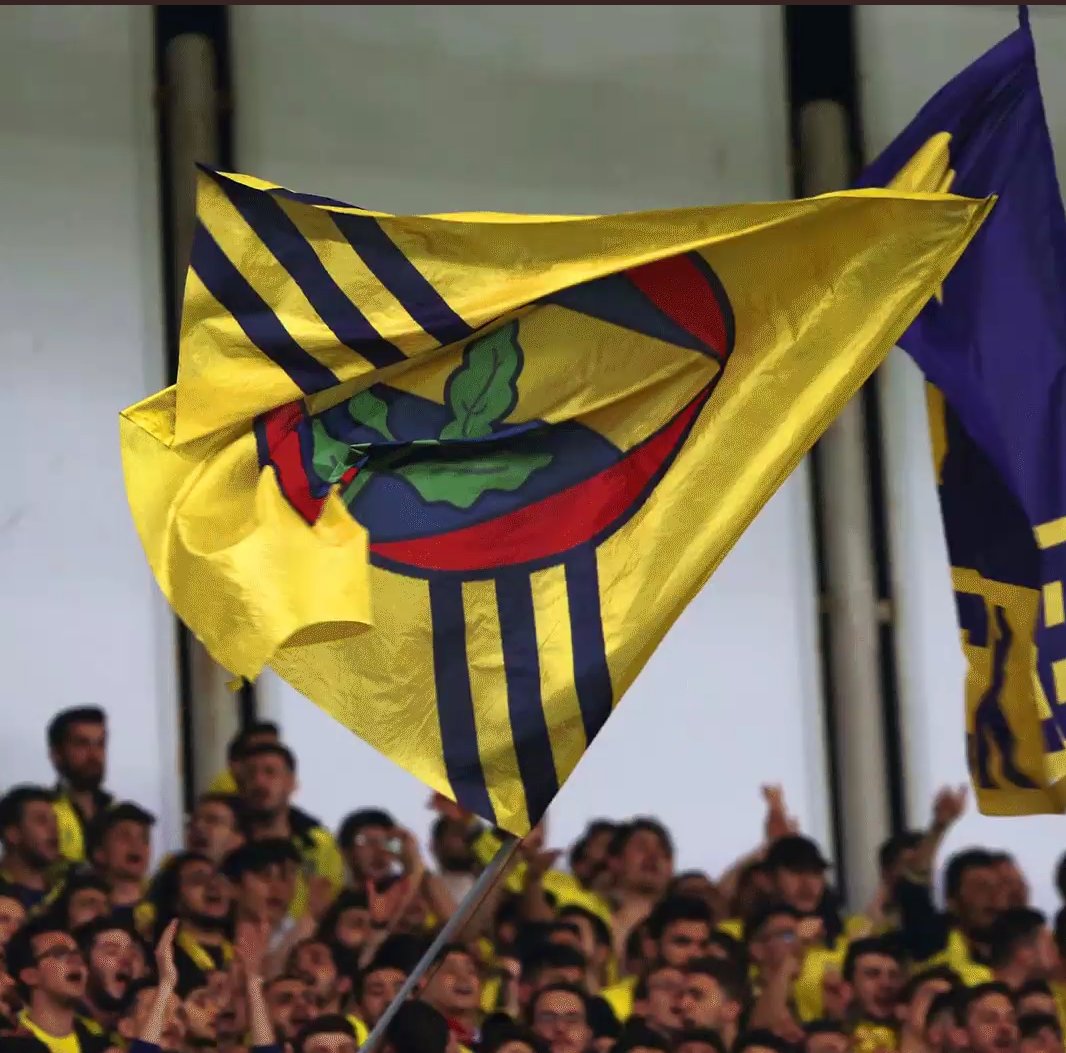 Bizim güne umutla başlamak için bir 
sebebimiz var.

#FenerinMaçıVar