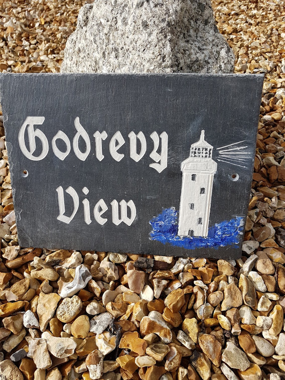 KernowSigns's tweet photo. Not to long now before I am back with my fellow traders and friends @TruroFarmersMkt on Lemon Quay in Truro.  My first date back is Saturday 17th April, fingers crossed for a little bit of good weather to ease me in!!! https://t.co/TgldnsABx7