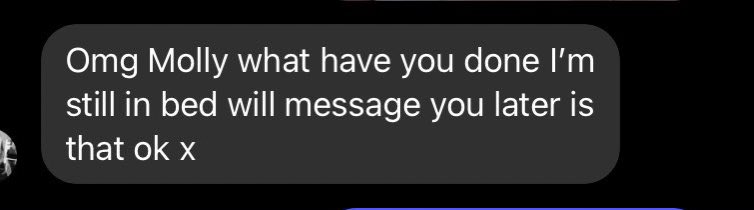 molwaters's tweet image. Literally just sent my hairdresser a photo of my hair, peak🤣