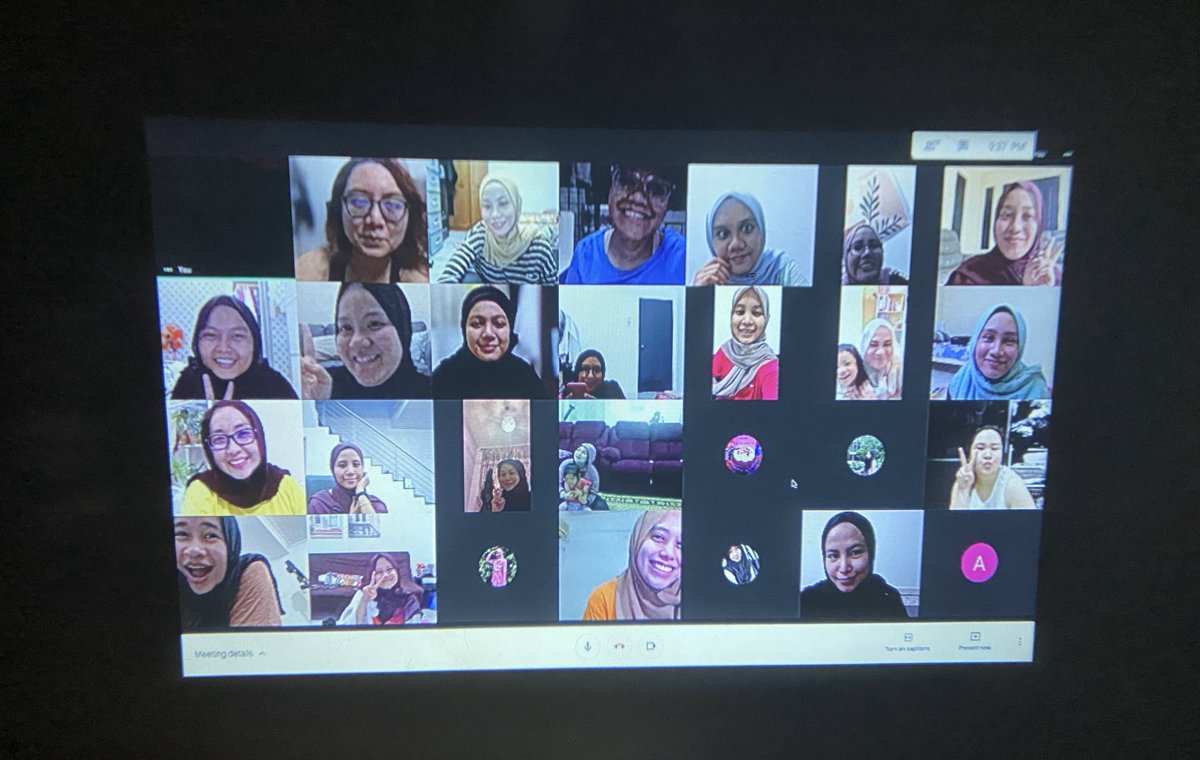 TYRADNE's tweet photo. First fitness test with the ladies. Semua ada goal kena improve by 2nd test nanti 😉 

Good job for tonight ladies ✨ 
#trainwithtyra https://t.co/7HwTNCOHoQ