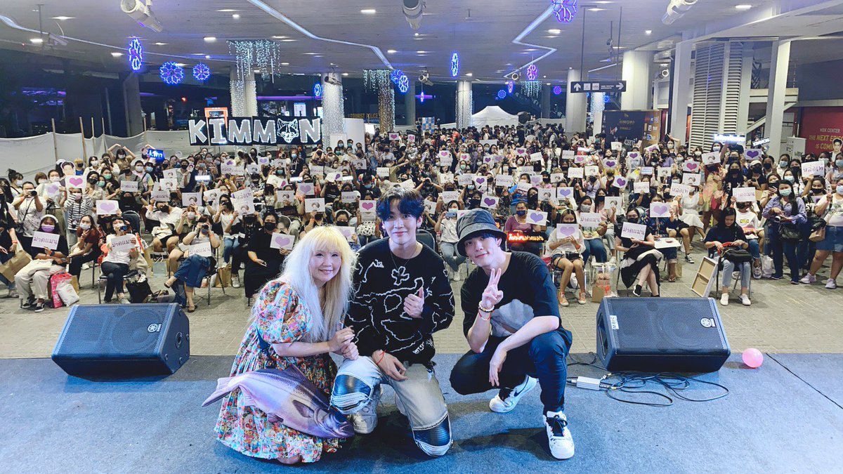 starhunter_ent's tweet photo. ภาพบรรยากาศจากงาน Idol Exchange Aloha กับการเซอร์ไพรส์วันเกิดสุดพิเศษให้กับ @KiimMon ขอให้มีความสุข สุขภาพแข็งแรงนะครับ 🙏🏻

#idolExchange #MBKidolCenter #IdolExchangeAloha #Starhunterentertainment https://t.co/xYagadSMBn