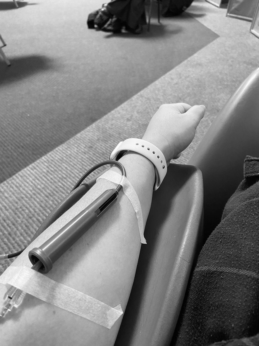 Emsy001's tweet photo. Doing my bit to help @GiveBloodNHS #5thdonation #giveblood #DonateBloodSaveLives https://t.co/cQh8RhNWDF