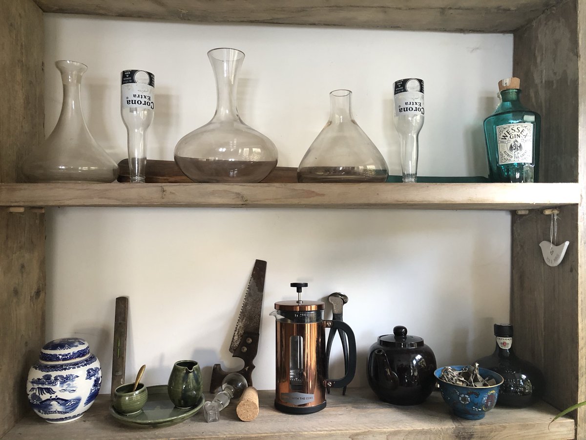 CoolUpcycled's tweet photo. Reclaimed timber dresser and freezer cupboard #scaffoldingboard #dresser #upcycling #recycled #freezer #shelves #reclaimedtimber #storage #kitchencupboard https://t.co/0VCjMRHjyq https://t.co/rIniJt6Ivb