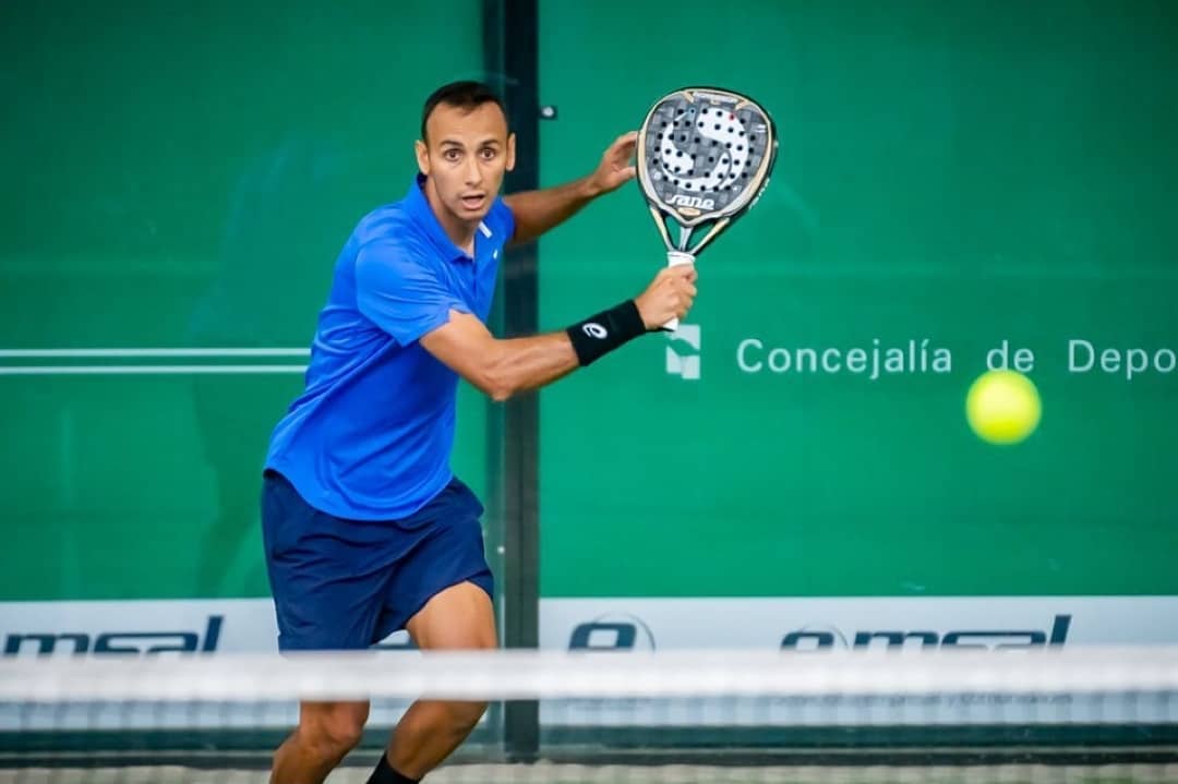 🔥JUAN RESTIVO🔥
.
➡️ El jugador del #teamSANE, @juanrestivo y su compañero <a href="/raulitomarcos/">Raúl Marcos Durán</a>, SUBCAMPEONES de la madrileña.
.
.
🤘🏽ENHORABUENA CHICOS🤘🏽
.
.
#pádel #padeltime #padeleros #padelspain #playpadel #instapadel #padelinstagram #padellove #padellovers #padelfun #teamSANE