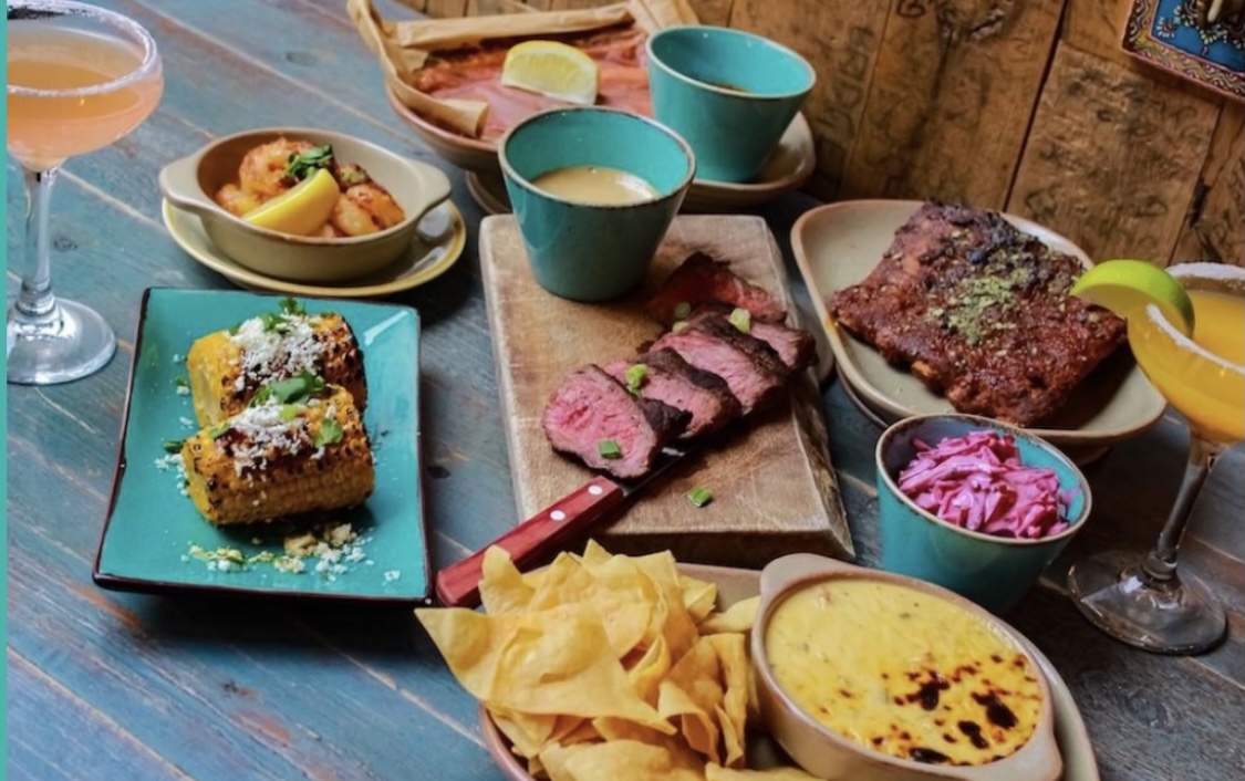 We are OPEN Glasgow and Edinburgh.... collection for all your favs this bank holiday Monday! Put some spice in your life today.... it's brrrrrrrr! 🥶😊🌶️
#tacos #mexicanfood #spicyfood #glasgowtakeaway #besttacosinscotland #bankholidayscotland #yummers