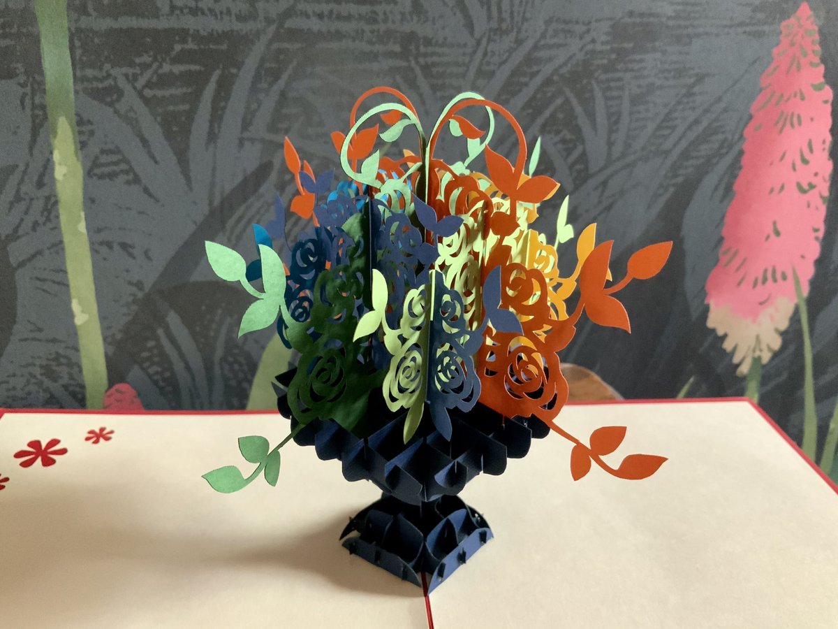 PopPigeon's tweet photo. Need a stand-out card that won't break the bank? This little beauty is half price at £3. #greetingscards #3dcards #handmadecards 
https://t.co/EUPg476cfU https://t.co/kNGba9Lakb