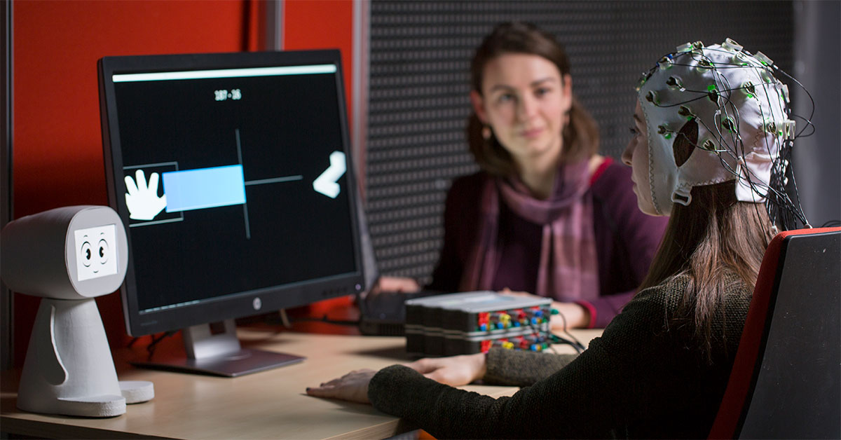 EngineerIreland's tweet photo. Brain-controlled computers are becoming a reality, but major hurdles remain https://t.co/Ix0ediiRfK #engineersjournal #computers https://t.co/Nyj4TFwmpg
