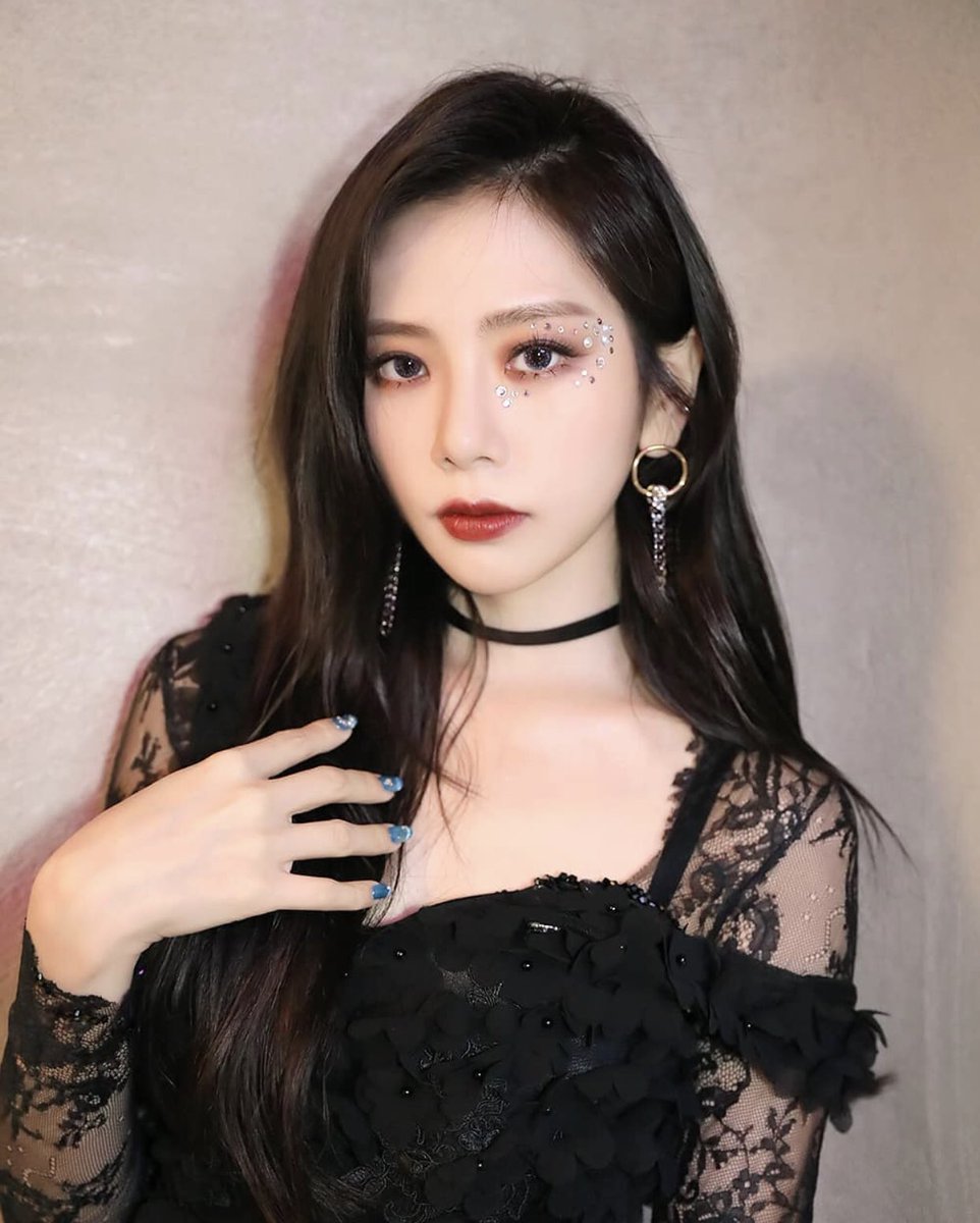 minseulthinker's tweet image. #JIU: reversible!