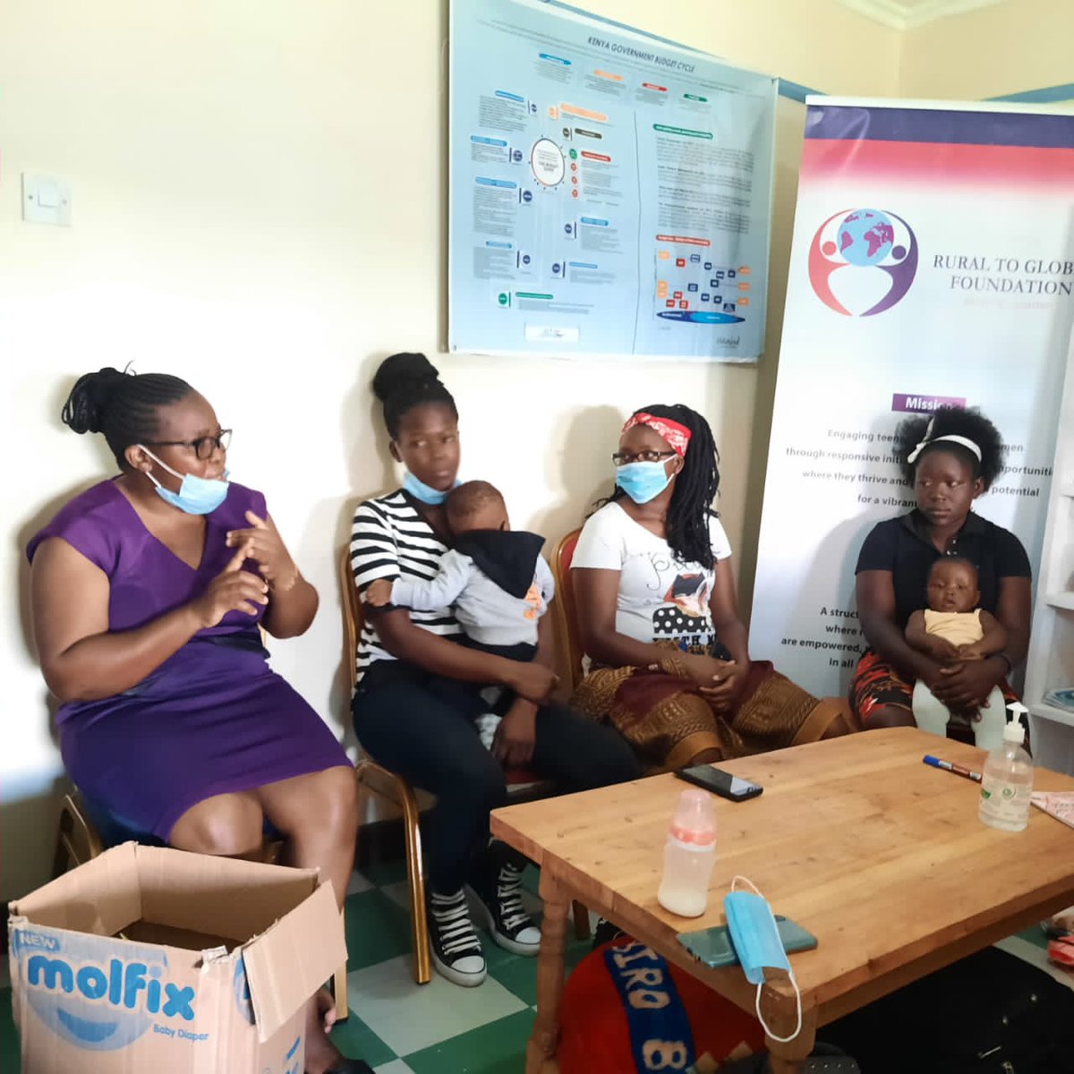 As we continue equipping our Young Women with knitting skills through the Young Women Economic Empowerment project, we keenly Engage them in candid #SRHR discussions on how to prevent and protect themselves from the ravaging impacts of gender based violence @awdf01 @KAS_Kenya