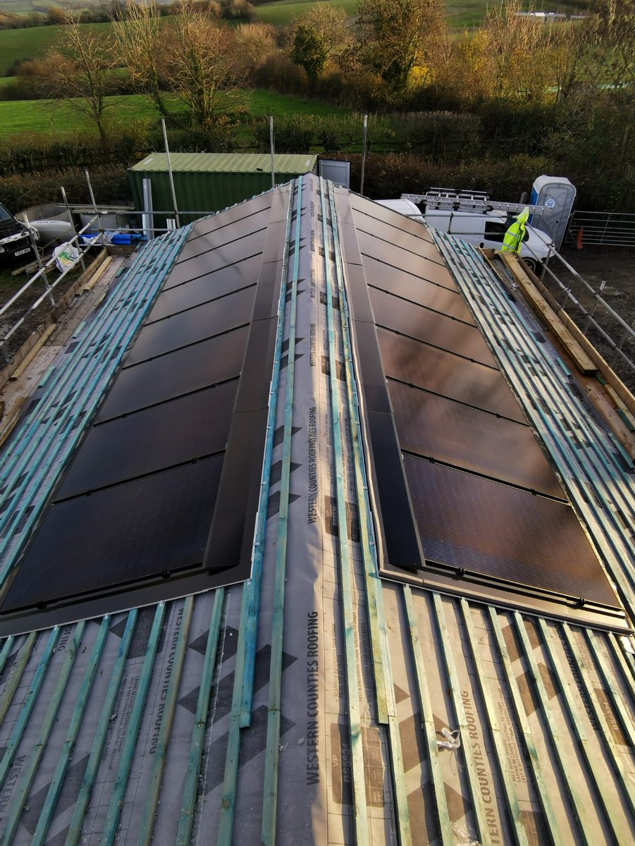 Greenleafsolar2's tweet image. #solarenergy #solarpower #solarpanels #renewableenergy #greenenergy #happycustomers #energysaving