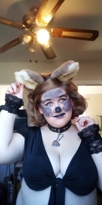 Rockabella Hart’s pics and videos