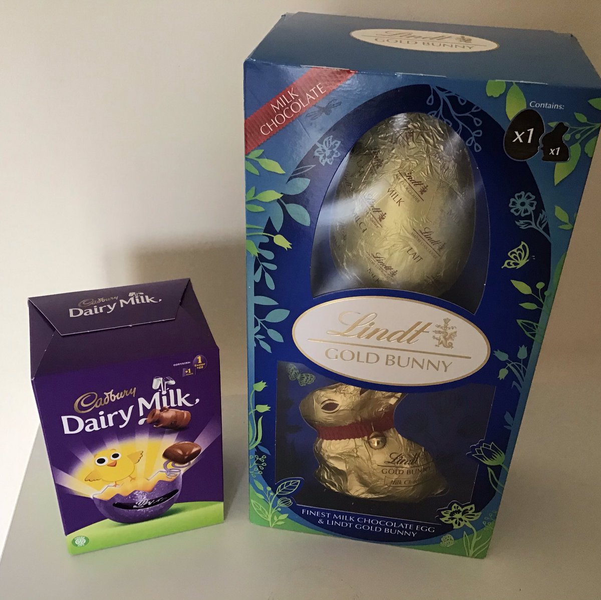 AspireCountry's tweet image. Leftover Easter Eggs? Turn even the small ones into £100! (But not mini eggs unless whole bag - we have said this before!) Give us the egg and when we sell your house there will be £100 off our fees! T&amp;amp;Cs apply
#eastereggs #easterpromotion