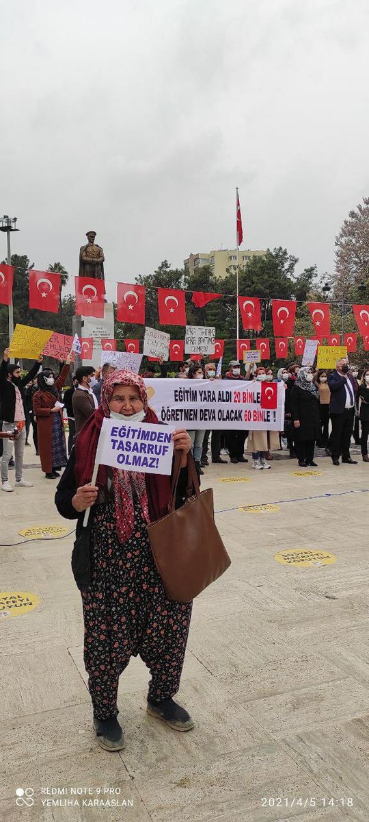 Anadolu kadını evladının hakkını arıyor ...
Ek 40 bin öğretmen ataması İçin öğretmenlerimiz Adana’da meydana indi...
Bu emeklerin karşılığı verilmelidir.
<a href="/lutfielvan/">Lütfi Elvan</a> <a href="/safran1958/">Mustafa SAFRAN</a> <a href="/ziyaselcuk/">Ziya Selçuk</a>  #ÖğrtAdanadaEk40Yolda